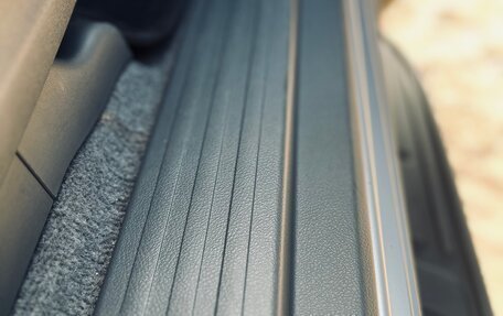 Toyota Land Cruiser Prado 150 рестайлинг 2, 2012 год, 2 990 000 рублей, 14 фотография