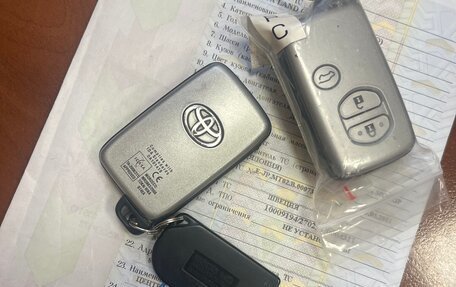 Toyota Land Cruiser Prado 150 рестайлинг 2, 2012 год, 2 990 000 рублей, 30 фотография