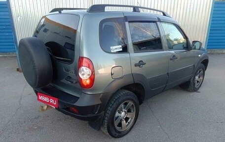 Chevrolet Niva I рестайлинг, 2019 год, 950 000 рублей, 3 фотография