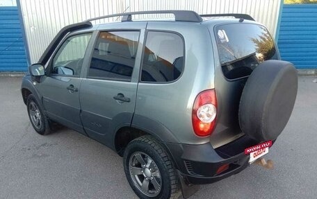 Chevrolet Niva I рестайлинг, 2019 год, 950 000 рублей, 5 фотография