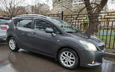 Toyota Verso I, 2011 год, 999 000 рублей, 1 фотография