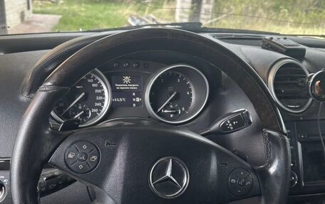 Mercedes-Benz GL-Класс, 2011 год, 1 800 000 рублей, 7 фотография