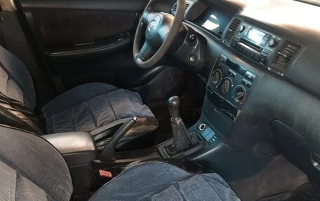 Toyota Corolla, 2005 год, 450 000 рублей, 5 фотография