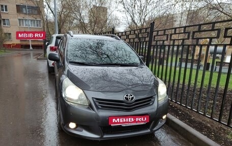 Toyota Verso I, 2011 год, 999 000 рублей, 2 фотография