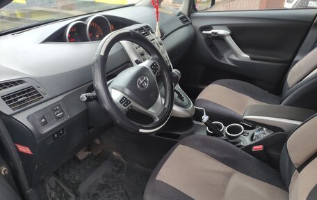Toyota Verso I, 2011 год, 999 000 рублей, 10 фотография