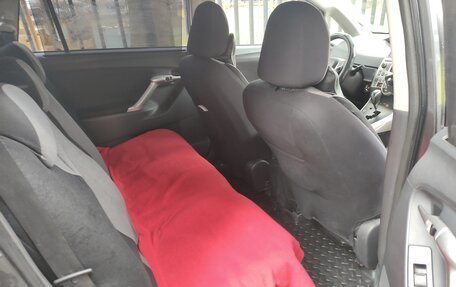 Toyota Verso I, 2011 год, 999 000 рублей, 16 фотография