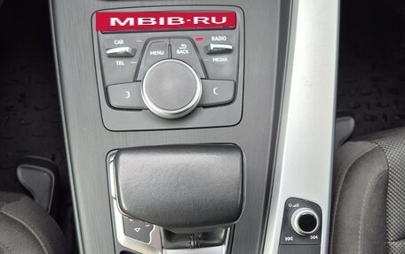 Audi A4, 2018 год, 2 300 000 рублей, 9 фотография