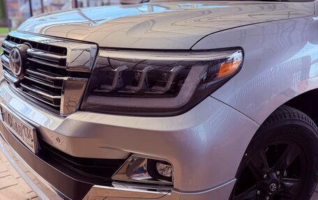 Toyota Land Cruiser 200, 2012 год, 3 000 000 рублей, 3 фотография