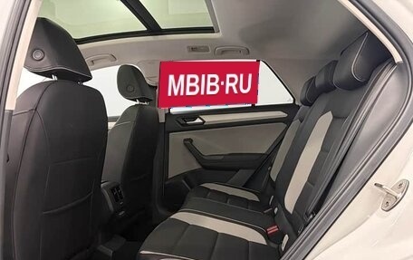 Volkswagen T-Roc I, 2023 год, 1 835 000 рублей, 15 фотография