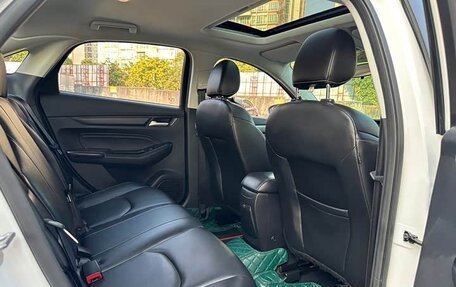 Ford Escort, 2021 год, 1 085 021 рублей, 12 фотография