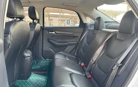 Ford Escort, 2021 год, 1 085 021 рублей, 10 фотография