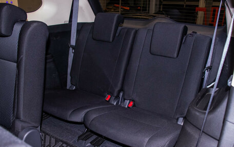 Mitsubishi Outlander III рестайлинг 3, 2021 год, 2 290 000 рублей, 12 фотография