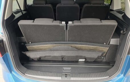 Volkswagen Touran III, 2016 год, 1 780 000 рублей, 6 фотография