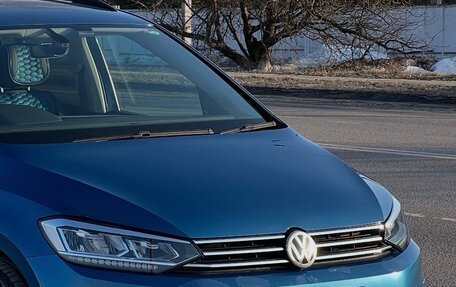 Volkswagen Touran III, 2016 год, 1 780 000 рублей, 3 фотография