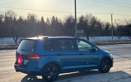 Volkswagen Touran III, 2016 год, 1 780 000 рублей, 5 фотография