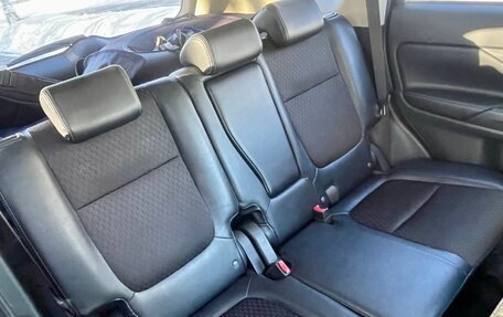 Mitsubishi Outlander III рестайлинг 3, 2013 год, 1 650 000 рублей, 2 фотография