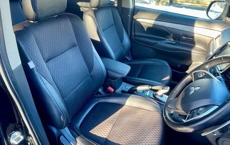 Mitsubishi Outlander III рестайлинг 3, 2013 год, 1 650 000 рублей, 3 фотография