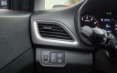 Hyundai Solaris II рестайлинг, 2018 год, 1 500 000 рублей, 7 фотография