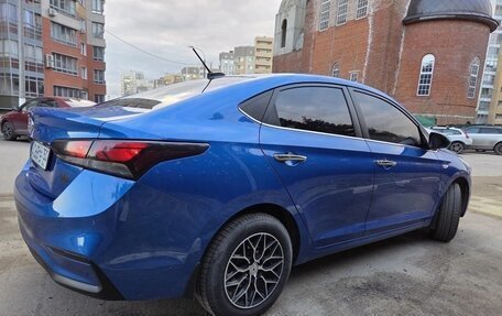 Hyundai Solaris II рестайлинг, 2018 год, 1 500 000 рублей, 3 фотография