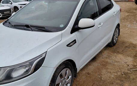 KIA Rio III рестайлинг, 2011 год, 750 000 рублей, 3 фотография