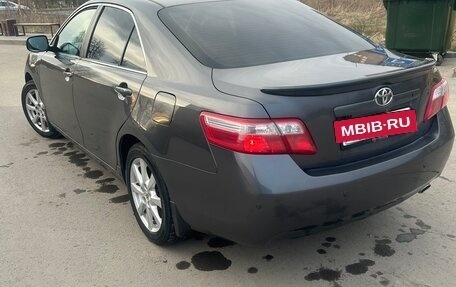 Toyota Camry, 2008 год, 960 000 рублей, 4 фотография