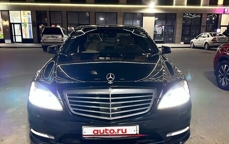 Mercedes-Benz S-Класс, 2013 год, 2 200 000 рублей, 1 фотография