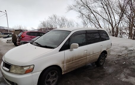 Nissan Bassara, 2000 год, 370 000 рублей, 3 фотография