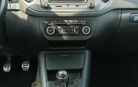 Volkswagen Tiguan I, 2012 год, 1 050 000 рублей, 11 фотография