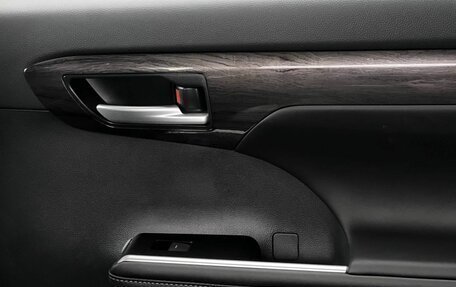 Toyota Highlander, 2026 год, 5 490 000 рублей, 29 фотография