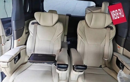 Toyota Alphard, 2024 год, 10 890 099 рублей, 13 фотография