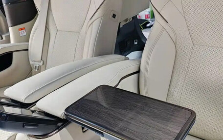 Toyota Alphard, 2024 год, 10 890 099 рублей, 19 фотография