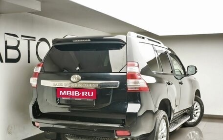 Toyota Land Cruiser Prado 150 рестайлинг 2, 2016 год, 3 924 000 рублей, 3 фотография