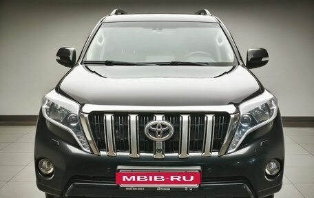 Toyota Land Cruiser Prado 150 рестайлинг 2, 2016 год, 3 924 000 рублей, 2 фотография