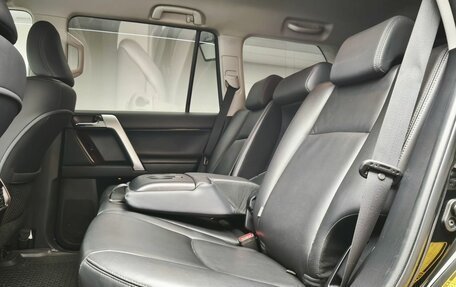 Toyota Land Cruiser Prado 150 рестайлинг 2, 2016 год, 3 924 000 рублей, 16 фотография