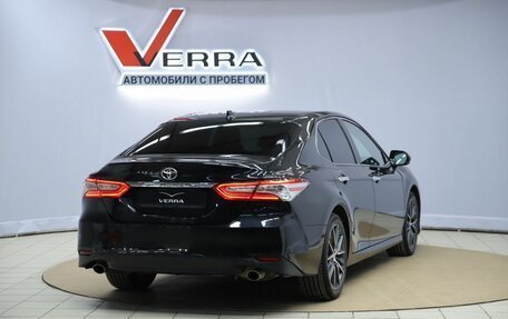 Toyota Camry, 2022 год, 4 490 000 рублей, 5 фотография