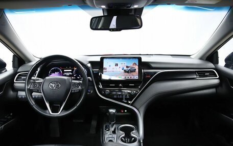 Toyota Camry, 2022 год, 4 490 000 рублей, 13 фотография