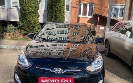 Hyundai Solaris II рестайлинг, 2011 год, 790 000 рублей, 8 фотография