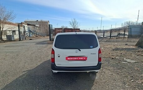 Toyota Probox I, 2012 год, 650 000 рублей, 3 фотография