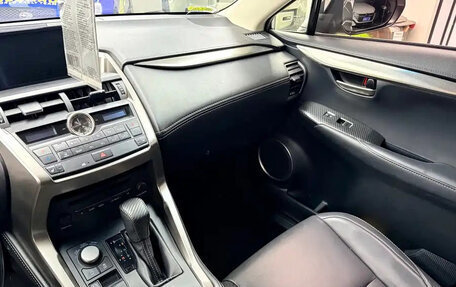 Lexus NX I, 2016 год, 2 200 190 рублей, 13 фотография