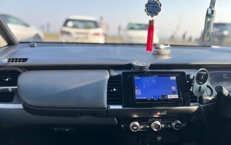 Honda Fit, 2021 год, 1 150 000 рублей, 20 фотография