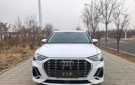 Audi Q3, 2022 год, 2 690 000 рублей, 2 фотография