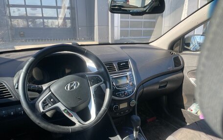 Hyundai Solaris II рестайлинг, 2012 год, 833 000 рублей, 7 фотография