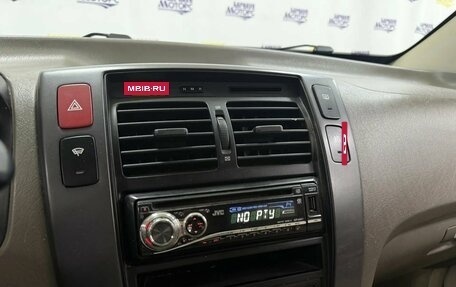 Hyundai Tucson III, 2007 год, 810 049 рублей, 13 фотография