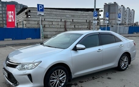 Toyota Camry, 2015 год, 2 300 000 рублей, 2 фотография