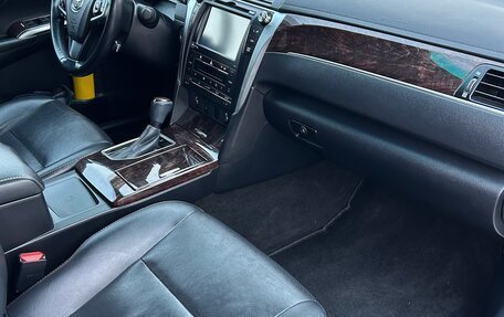 Toyota Camry, 2015 год, 2 300 000 рублей, 10 фотография