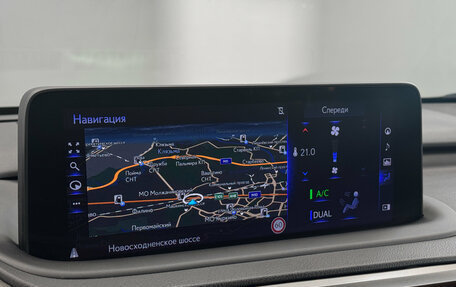 Lexus RX IV рестайлинг, 2021 год, 5 200 000 рублей, 15 фотография