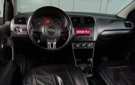 Volkswagen Polo VI (EU Market), 2012 год, 724 000 рублей, 6 фотография