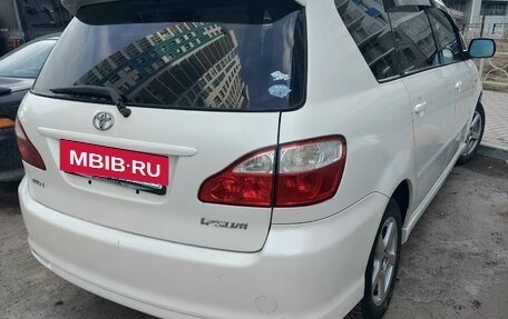 Toyota Ipsum II, 2004 год, 900 000 рублей, 4 фотография