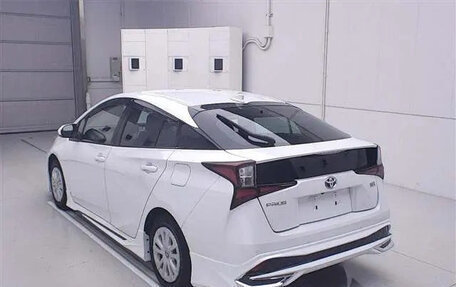 Toyota Prius IV XW50, 2023 год, 1 850 003 рублей, 2 фотография