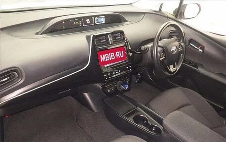 Toyota Prius IV XW50, 2023 год, 1 850 003 рублей, 4 фотография